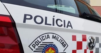 Nóias invadem casa do prefeito para roubar, apanham e um acaba preso
