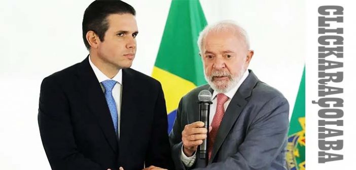 Lula abre diálogo com Republicanos e cita Tarcísio para 2026